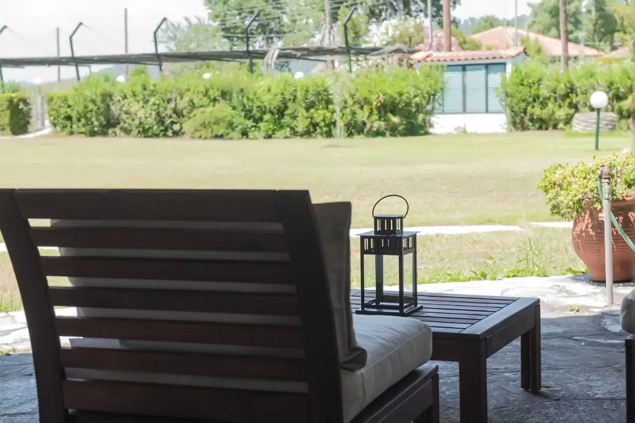 Vakantiehuis White Blossom Villa #Fourka Skála Foúrkas